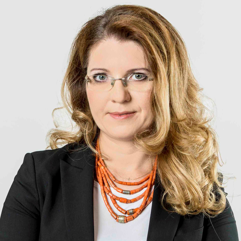 dr hab. Justyna Kurek-Sobieraj, prof. ASzWoj
