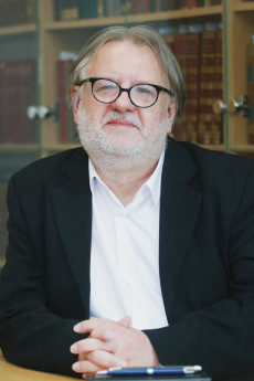 dr hab. Janusz Bojarski, prof. UMK