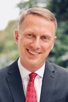 dr hab. Adam Szafrański, prof. UW