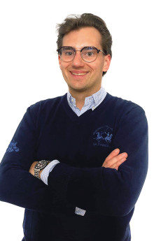 dr Juliusz Sawarzyński