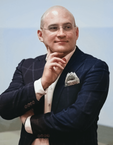 dr Paweł Kobes