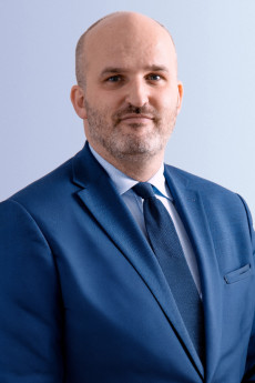 dr Piotr  Marquardt