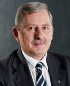 prof. dr hab. Roman Hauser