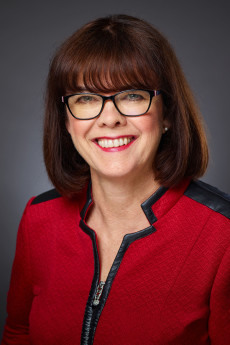  Sally Sanderson